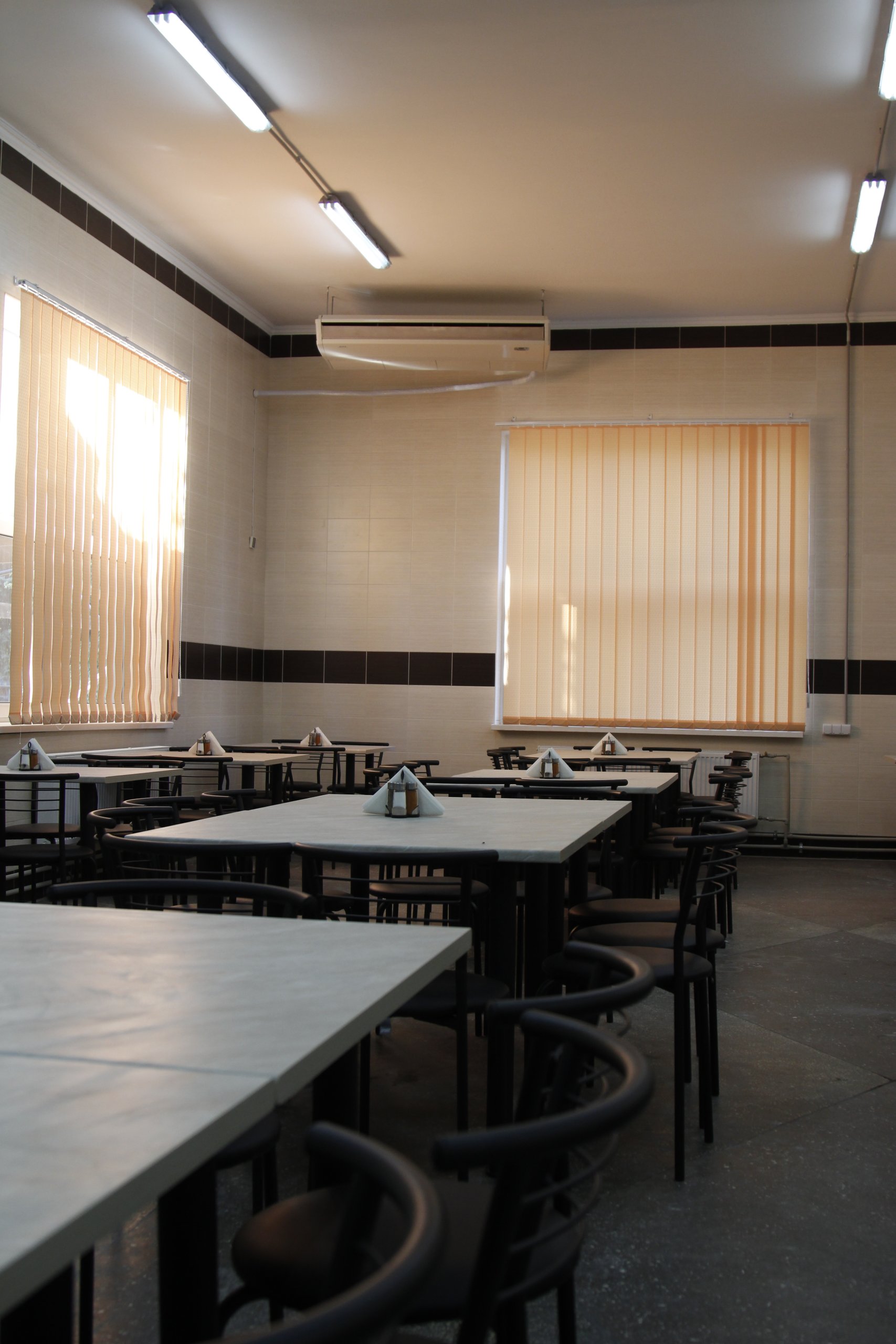 Відкриття їдальні