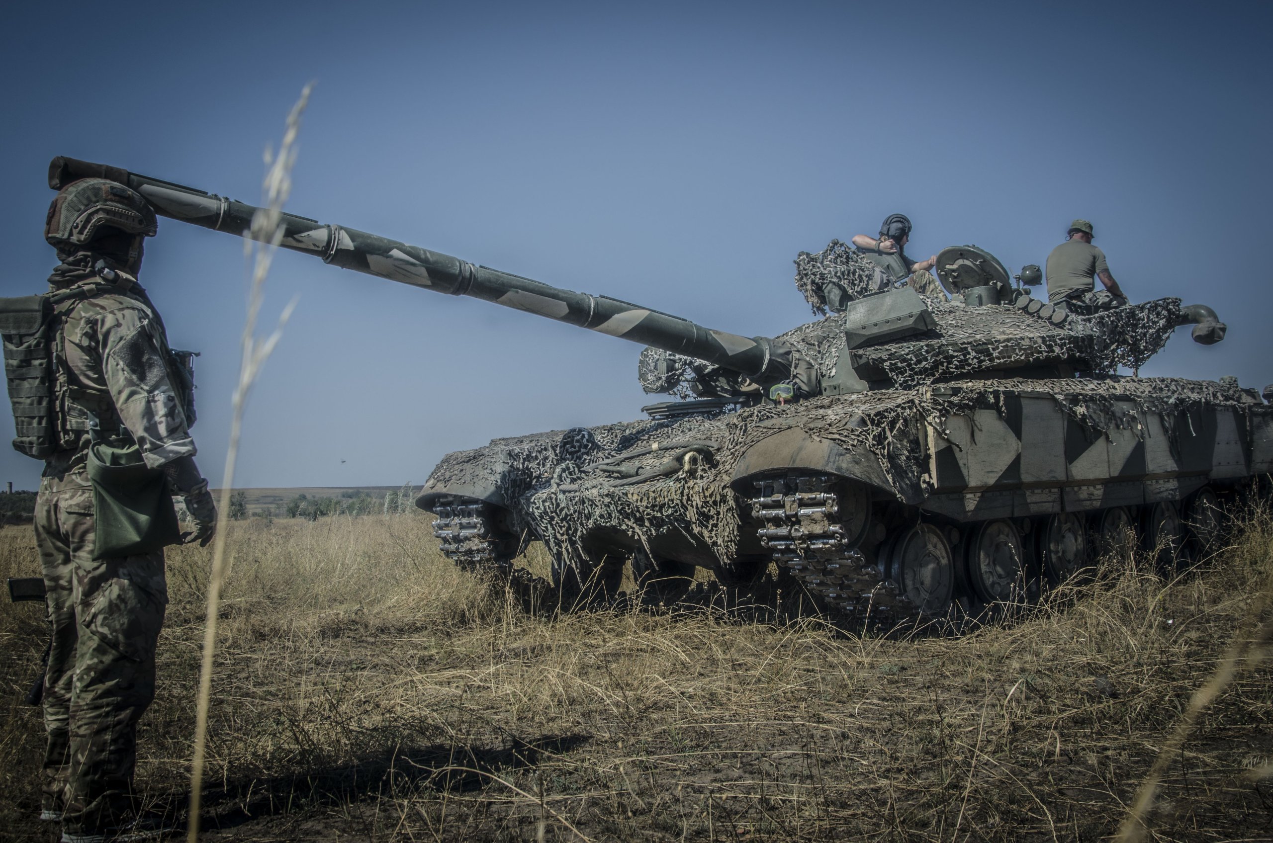 Тренування піхоти з танкістами АЗОВ