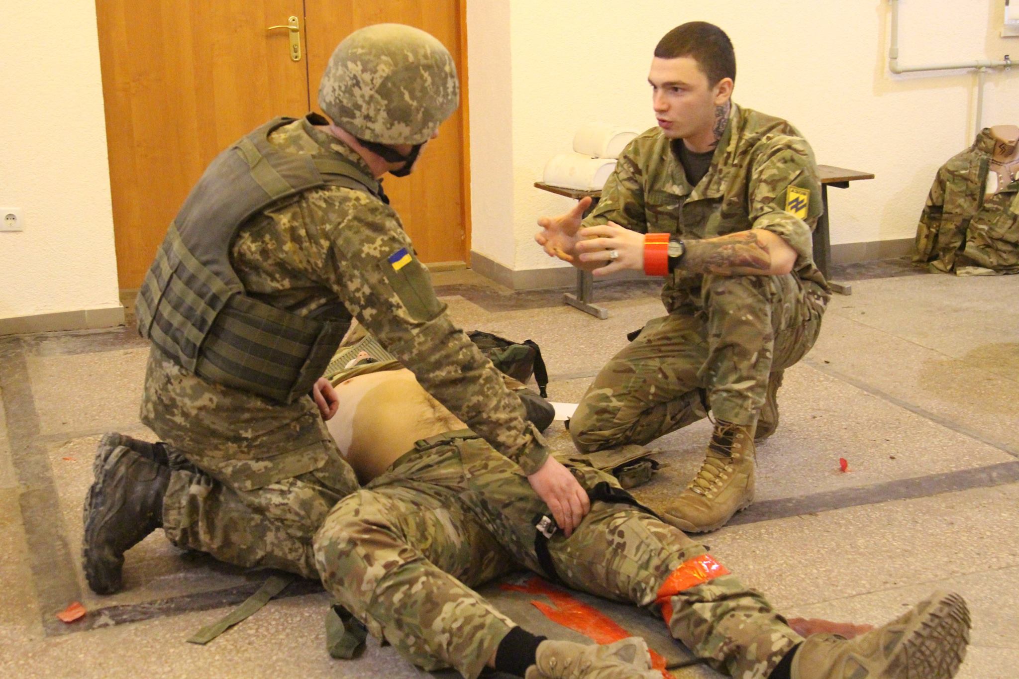 АЗОВ курс TCCC All Combatants