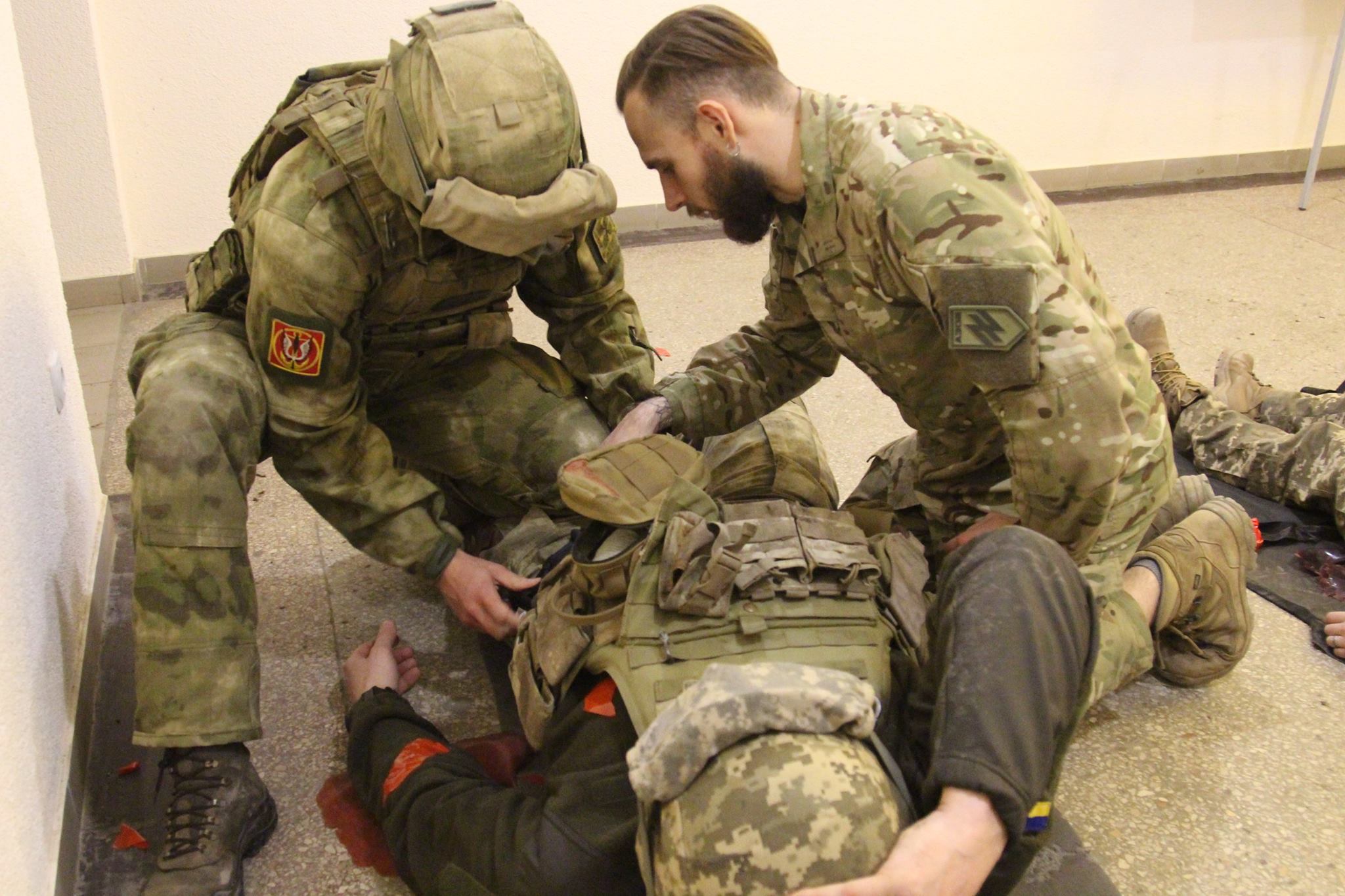 АЗОВ курс TCCC All Combatants