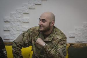 ІЗ ЗАХОДУ НА СХІД: АЗОВЦІ ПОЗНАЙОМИЛИ СТУДЕНТІВ УЖГОРОДА З МАРІУПОЛЕМ