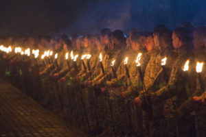Бойове братство полку «Азов» попрощалось із загиблим другом Барретом