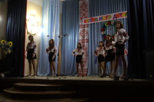 АЗОВЦІ ВЗЯЛИ УЧАСТЬ В СУДДІВСТВІ ДИТЯЧОГО КОНКУРСУ