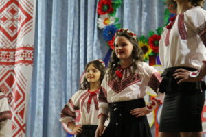 АЗОВЦІ ВЗЯЛИ УЧАСТЬ В СУДДІВСТВІ ДИТЯЧОГО КОНКУРСУ