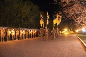 АЗОВЦІ ПОПРОЩАЛИСЯ ІЗ ЗАГИБЛИМ ПОБРАТИМОМ ПОДГОНОМ