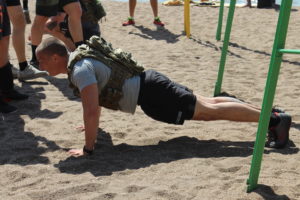 АЗОВЦІ ВЗЯЛИ УЧАСТЬ У ЗМАГАННІ З КРОСФІТУ «МЕРФ»