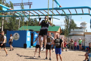 АЗОВЦІ ВЗЯЛИ УЧАСТЬ У ЗМАГАННІ З КРОСФІТУ «МЕРФ»