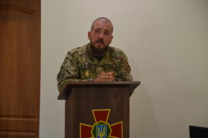 Командування полку АЗОВ зустрілося із канадськими дипломатами