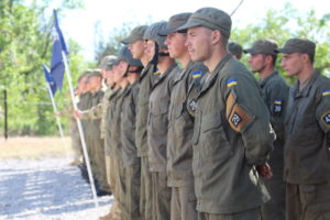 ЗАВЕРШИВСЯ ЧЕРГОВИЙ БАЗОВИЙ КУРС БОЙОВОЇ ПІДГОТОВКИ. РЯДИ ПОЛКУ АЗОВ ПОПОВНИЛИ 27 РЕКРУТІВ