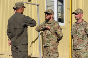 ЗАВЕРШИВСЯ ЧЕРГОВИЙ БАЗОВИЙ КУРС БОЙОВОЇ ПІДГОТОВКИ. РЯДИ ПОЛКУ АЗОВ ПОПОВНИЛИ 27 РЕКРУТІВ
