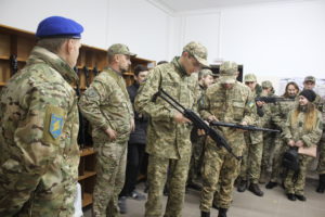 Азовці провели екскурсію для студентів військової кафедри