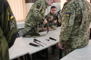 Азовці провели екскурсію для студентів військової кафедри